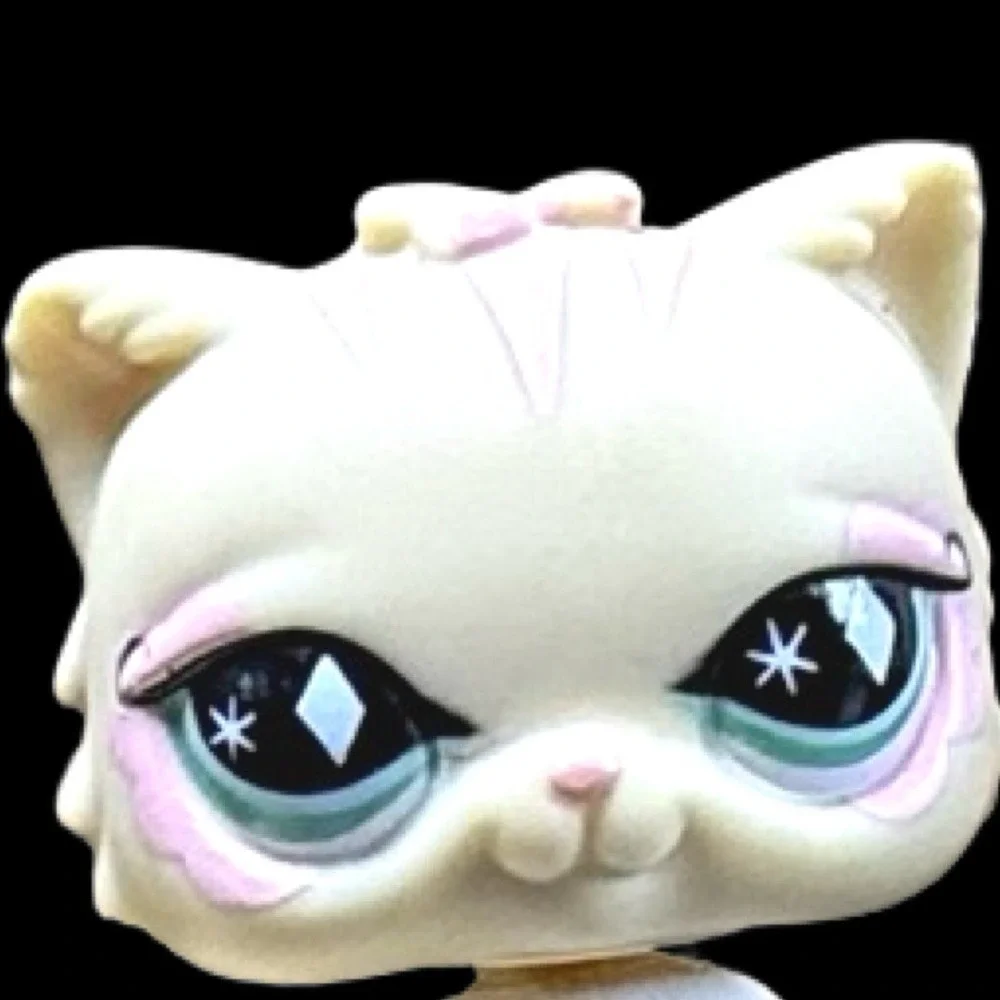 Littlest Pet Shop 723/Persian Cat/Lps Yellow/Lps Diamond Eyes/Tail Waggin' Club